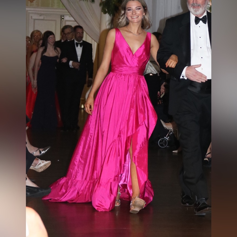 Magenta Mac Duggal Gown Size 4